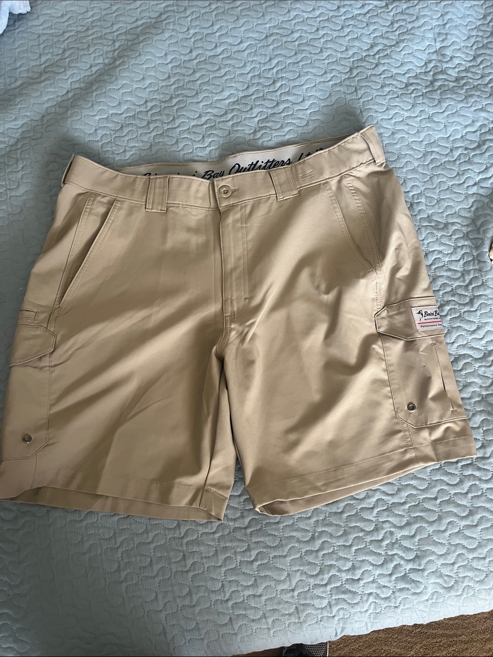Men's Khaki Cargo Shorts with Multiple Pockets